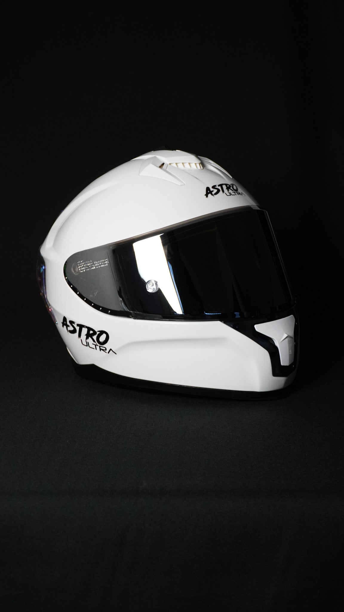 CASCO ¨ASTRO ULTRA¨BLANCO/ SPOILER ROSA TORNASOL