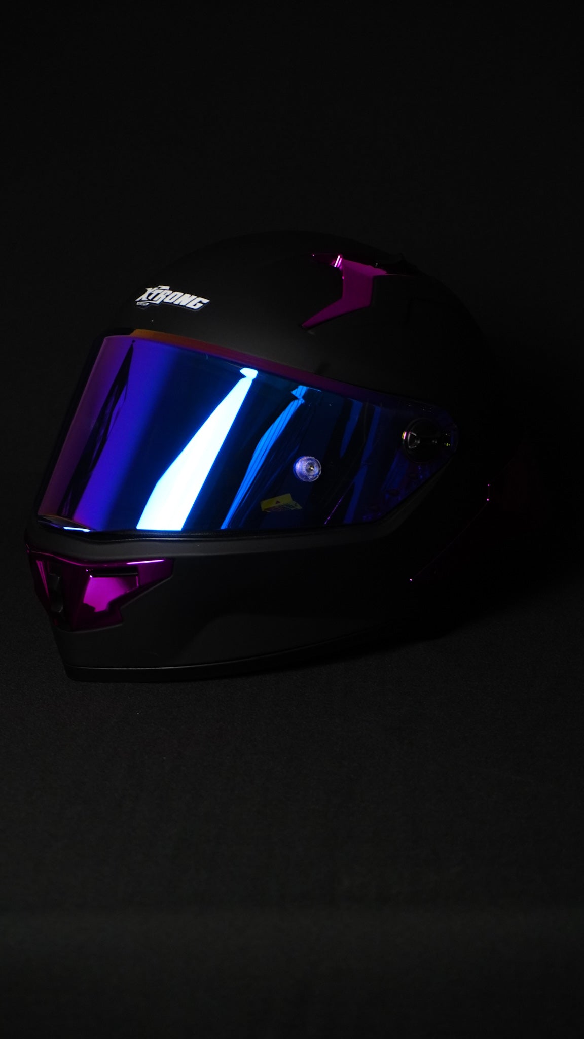CASCO XTRONG ¨R1¨NEGRO/SPOILERS MORADOS