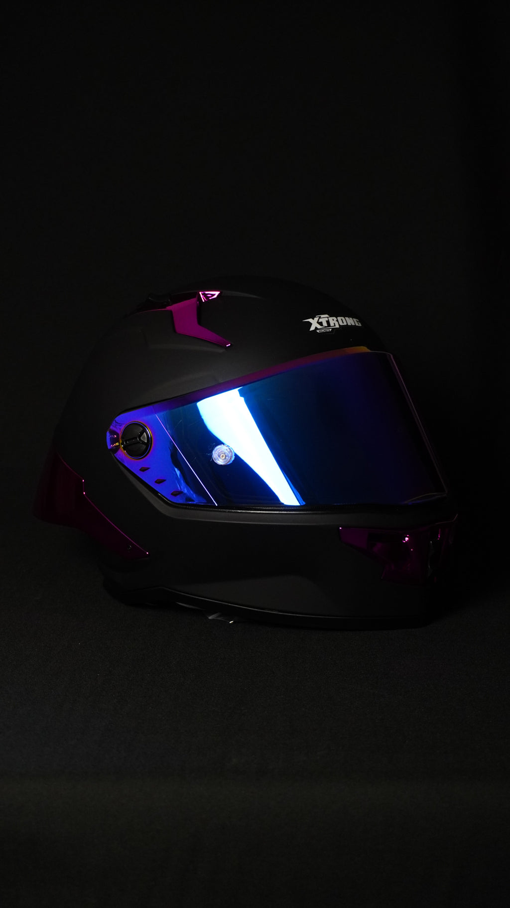 CASCO XTRONG ¨R1¨NEGRO/SPOILERS MORADOS