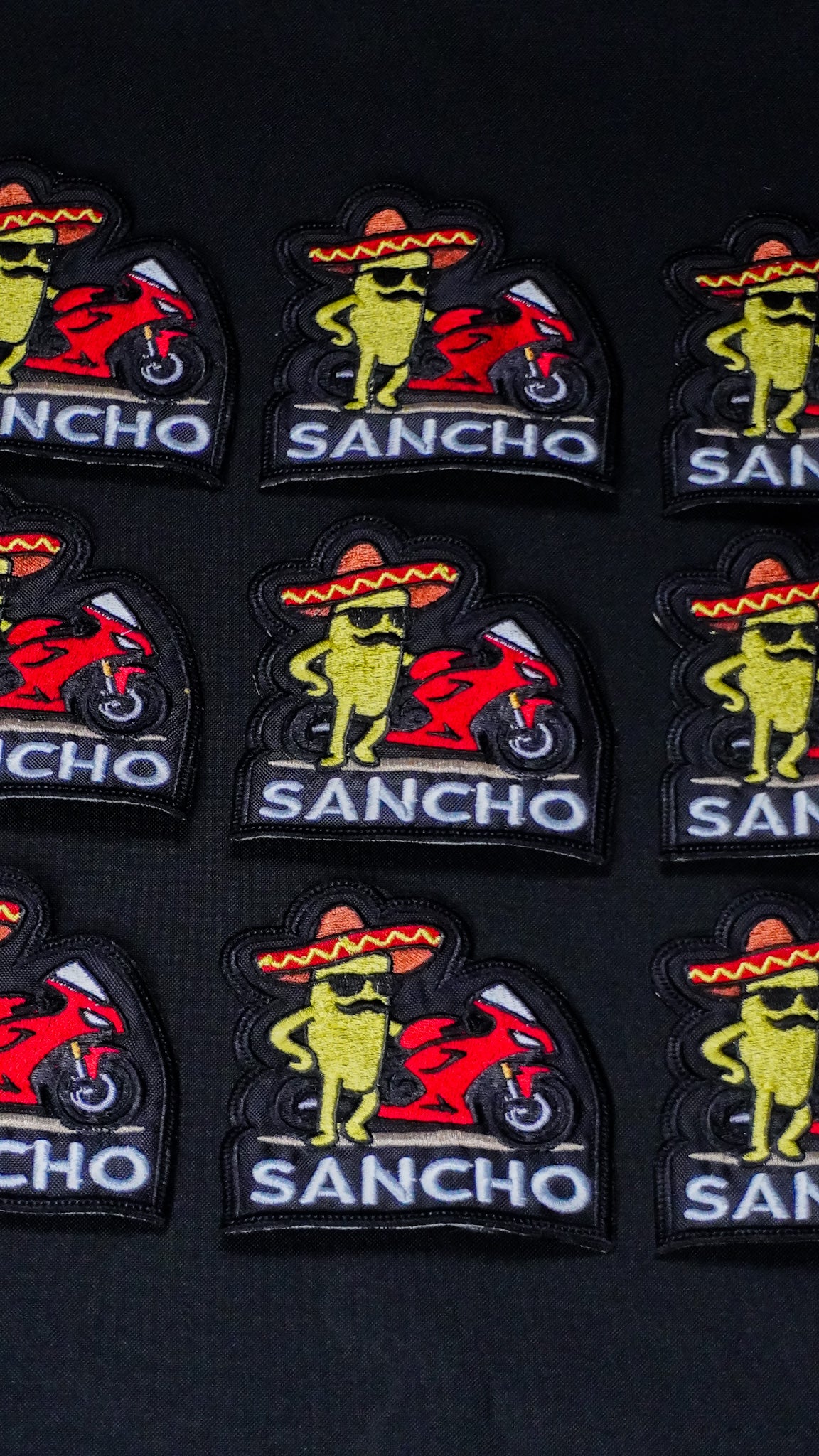PARCHES PARA CHAMARRA ¨SANCHO BANANA¨( POR PIEZA )